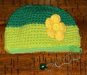 Crochet Coin Pouch Bag Zip Close Hat Shaped With Yellow Flower Dual Green NEW - Picture 1 of 2
