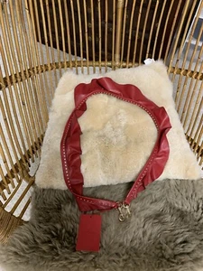 *** Valentino Garavani *** Rockstud Strap Trageriemen Rot Gold Volants Neu . - Bild 1 von 3