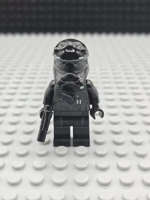 LEGO Star Wars First Order TIE Fighter Pilot Minifigure sw0672 75101 NEW - Image 1 of 3