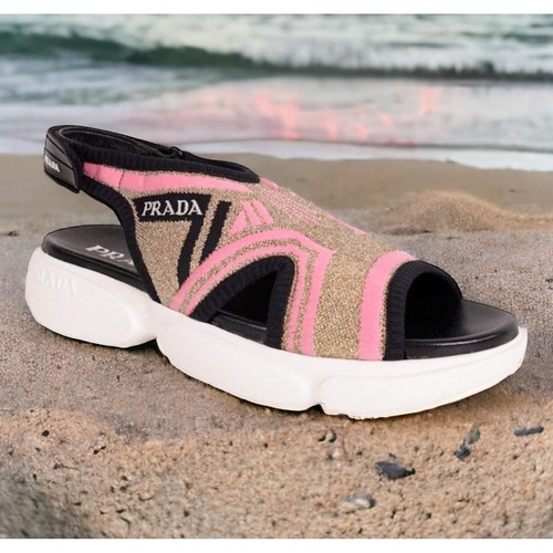 Sandali alla caviglia Prada Cloudburst rosa e beige con logo in maglia e cinturino taglia IT40