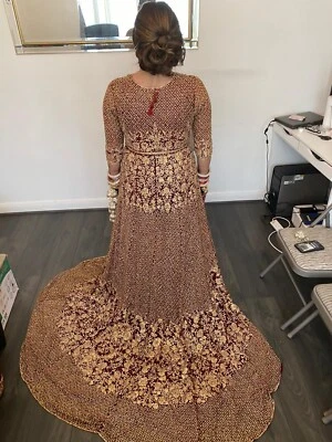 Vestido de fiesta de boda asiático indio paquistaní Foto 1 de 4