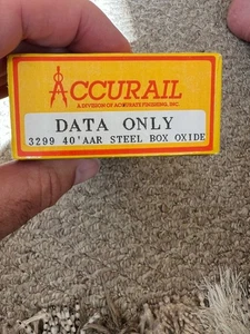 Accurail NUR DATEN 40’ AAR STAHLBOX OXID 3299 - Bild 1 von 3