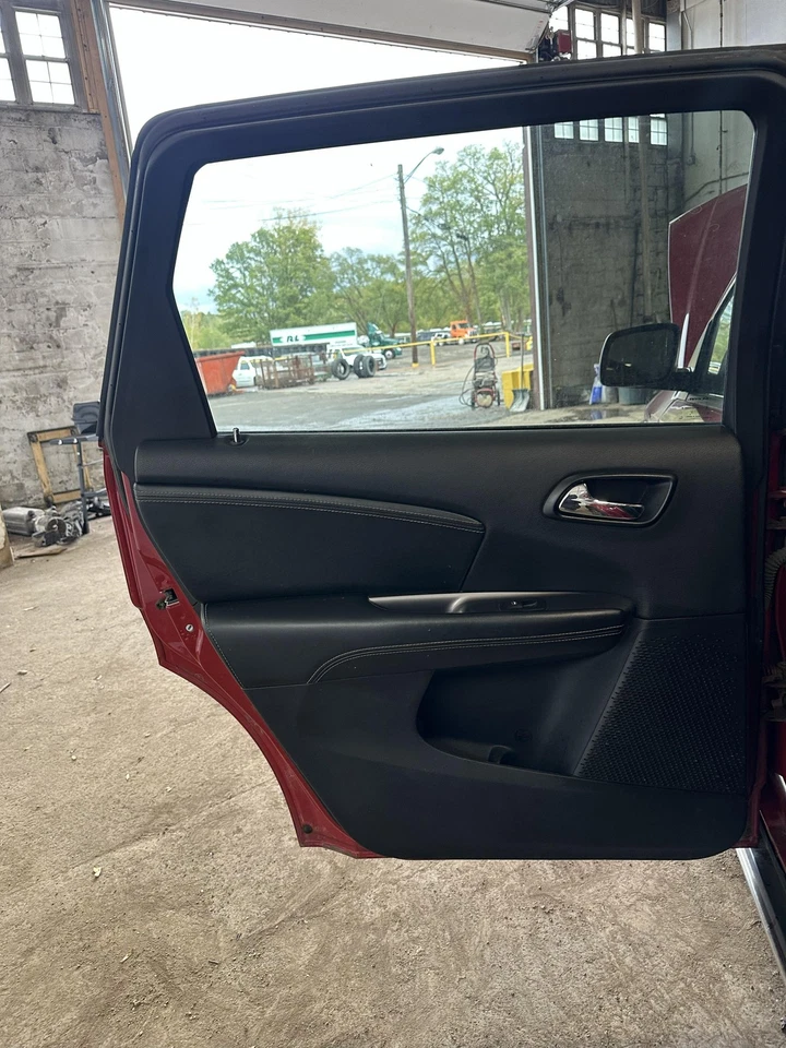 12 13 14 15 16 17 18 19 DODGE JOURNEY Rear Door Trim Panel Driver Side Left - Изображение 1 из 1