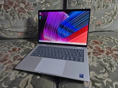 HP EliteBook X Flip G1i 14" Ultra 7 258V 32GB 512GB 2-in-1 Convertible Laptop - Image 1 of 4