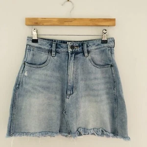 Wrangler Skirt Size 8 Mini Denim Raw Hem Light Blue Cotton - Picture 1 of 9