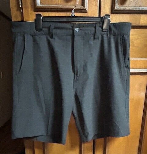 Pantalones Cortos de Golf Iron Eagle Negros Ligeros Tela Absorbente Talla 38 Deportes Usados en Excelente Condición Foto 1 de 4