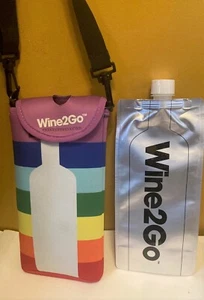 Wine2Go Foldable Portable Plastic Wine Reusable Bottle in a Carrying Case 750ml - Picture 1 of 5