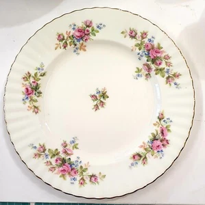 ROYALALBERT: "Moss Rose" Dinner Plate-1st Quality - Picture 1 of 6