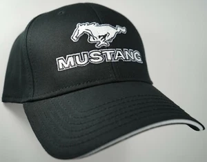 Gorra de sombrero con licencia Ford Mustang pony línea negra HR 183 - Imagen 1 de 2