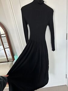 Uniqlo Black Skater Dress 100% Wool Size Small