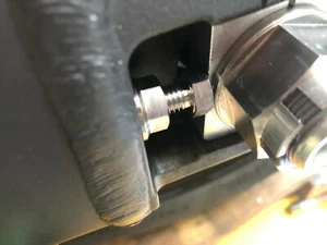 Aprilia RS125 2006-2012 Titan Kette Achseinsteller Mutter & Schraubensatz KEIN ROST - Bild 1 von 9