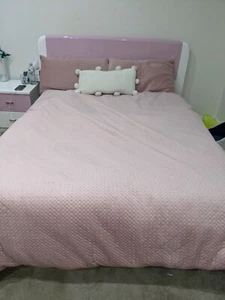 Girls bedroom suite pink & white (read description) - Picture 1 of 5