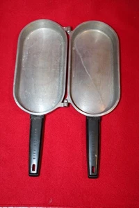 Vintage Miracle Maid Cookware G2 Hinged Folding Cast Aluminum Omelet Fish Pan - Picture 1 of 4