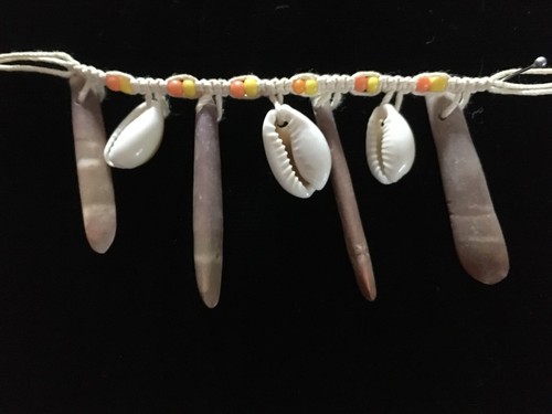 OFF WHITE Collana vintage anni '70 Cowrie conchiglia riccio di mare perline macramè spiaggia boho hippie