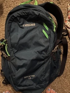 Camelback Daystar 18 dark blue backpack - Picture 1 of 6