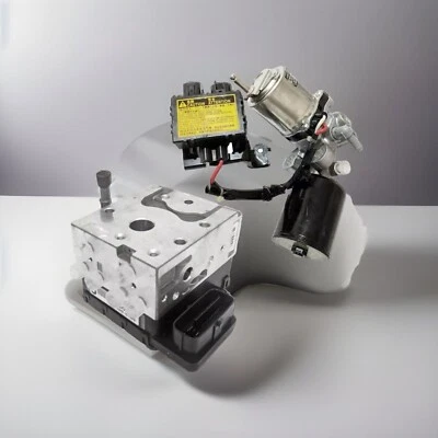 ABS Pump Actuator Modulator Booster Toyota Highlander & Lexus RX450h 2008-2020 - Image 1 of 4