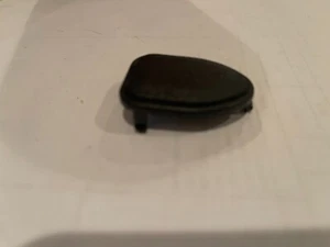 1998-2004 Corvette Top latch bolt cover GM NEW - Foto 1 di 1