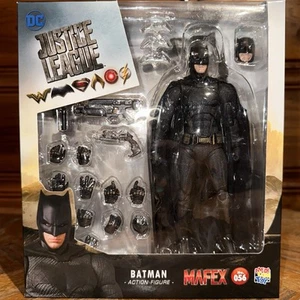 Mafex No.056 Batman Justice League - Picture 1 of 2