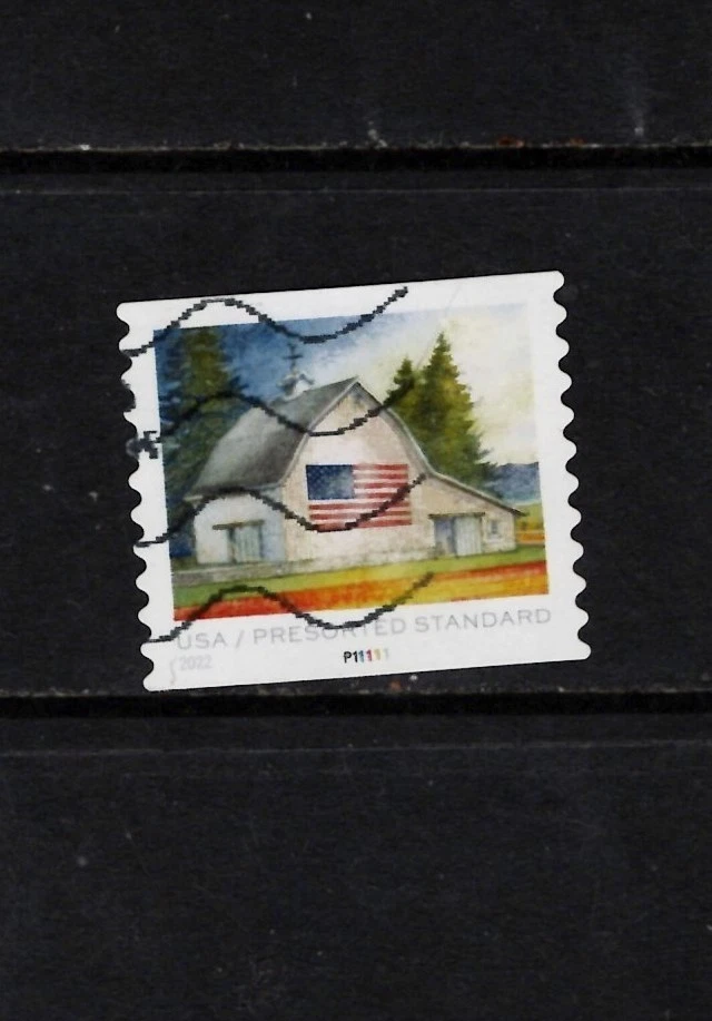 Used OFF paper PNC #5686 Flags on Barns-Gambrel Roof 2022 – Pre-Sort _pnc24 - Image 1 of 1