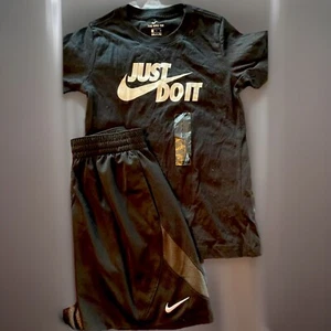 New Nike Boys Youth Short Set - Size S Small -{-Black Shirt-NWT &-Shorts NWOT-) - Picture 1 of 2