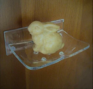 Vintage 1970's Lucite Wall Mounted Soap Dish Peter's Decorators New Old Stock - Picture 1 of 6