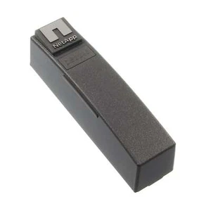 NetApp Enclosure Cap (Ear) right DS2246 111-00720+A0 - Bild 1 von 1