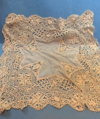 Pañuelo de encaje nupcial antiguo hecho a mano victoriano Foto 1 de 4