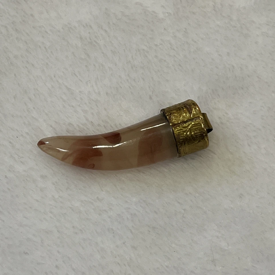 透明喇叭象牙带斑驳红色设计和黄铜帽 — 第 1/4 张图片