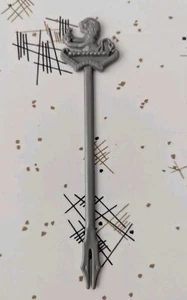 Vintage Montreal Carlton Cocktail Stirrer Swizzle Stick - Picture 1 of 4