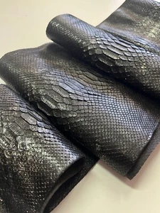 Real python leather long and wide of color silver black, thick 1,0mm (2,5 oz) - Picture 1 of 9