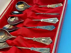 Set of Six Vintage Silver Metal Small Sugar Spoons Boxed - Picture 1 of 9