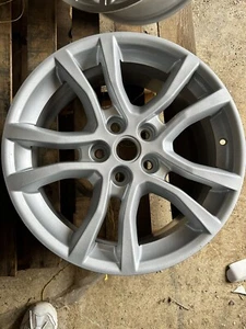 2013-2015 Chevrolet Camaro 18 Inch Original Factory Wheel 18x7.5 # 5575 - Picture 1 of 2