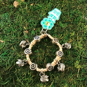 HOTI Hemp Handmade Duck Shoot Charm Bracelet Duckie Charms Spiral Metal Bead NWT - Picture 1 of 2