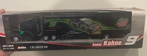 2006 Winner's Circle Kasey Kahne 1/64 Mountain Dew Trailer Rig - Picture 1 of 6