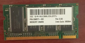 Nanya NT256D64SH8BAGM-6K (256 MB, PC2700 (DDR-333), DDR RAM, 333 MHz) RAM Module - Picture 1 of 2