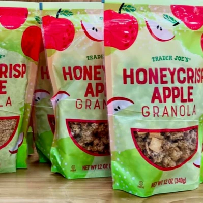 2x Trader Joe’s Honeycrisp Apple Granola 12 oz Kosher Rolled Oats Dried Apples - Image 1 of 4