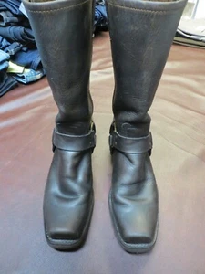 FRYE 77300 HARNESS BROWN LEATHER PULL ON WOMENS 12R MOTERCYCLE BOOTS SIZE 9 M - Picture 1 of 7