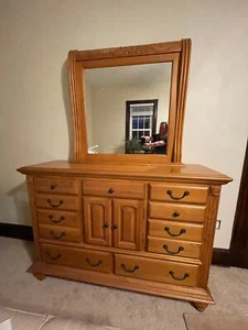 VTG OKN solid pine made in Brazil Pine Dresser Mirror Heavy Broyhill? black knob - Picture 1 of 18