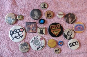 Lot of 20 Vintage Music Pin back Pins Grateful Dead The Wall Kiss The Beatles - Picture 1 of 8