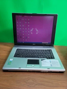 ACER TRAVEL MATE 2300 LAPTOP. WORKS AND POWERS ON GOOD. (SU) - Picture 1 of 12