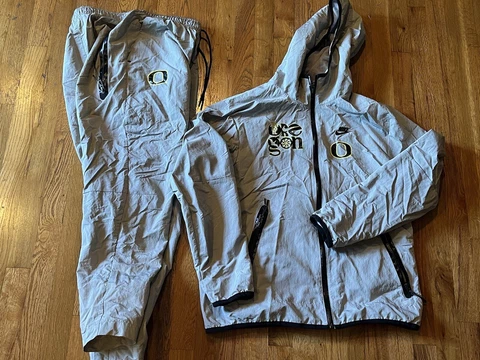 Oregon ducks Nike Medium pe Team Issued Sweat Suit Pants Jacket Track Suit M Cover