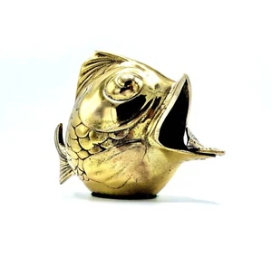 Cenicero de Latón Vintage Koi Fish Novedad Tobacciana - Imagen 1 de 6