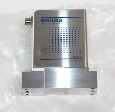 New Brooks GF125CXXC Mass Flow Controller MFC GF125C-204731 N2, 860 SCCM - Image 1 of 4