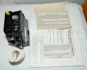 NUOVO in scatola - Martello taglierina modello CHB115G GFCI interruttore: 1 POLO 15A 120V - Foto 1 di 6