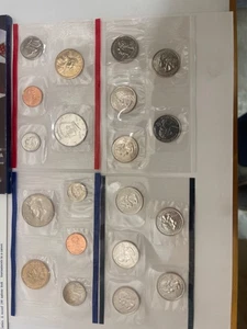 2000 US Mint Uncirculated Set P&D 20 Coins State Quarters - Picture 1 of 2