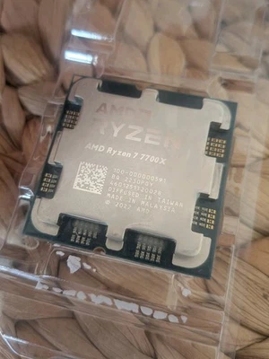 AMD Ryzen 7 7700x Processor (5.4 GHz, 8 Cores)  New - Image 1 of 3