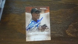 2005 SKYBOX AUTOGRAPHICS MELVIN MORA AUTOGRAPHED BASEBALL CARD - Picture 1 of 2