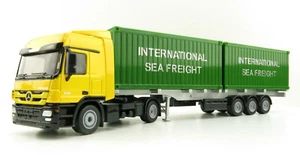 Siku 3921 Mercedes Benz Actros Truck with Container Trailer Scale 1:50 - Picture 1 of 10