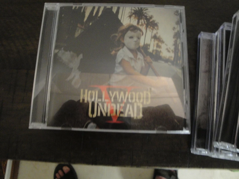 Hollywood Undead V Foto 1 de 1