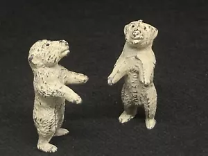 Polar Bear Cubs By Taylor And Barrett (Yellow 983) - Picture 1 of 5